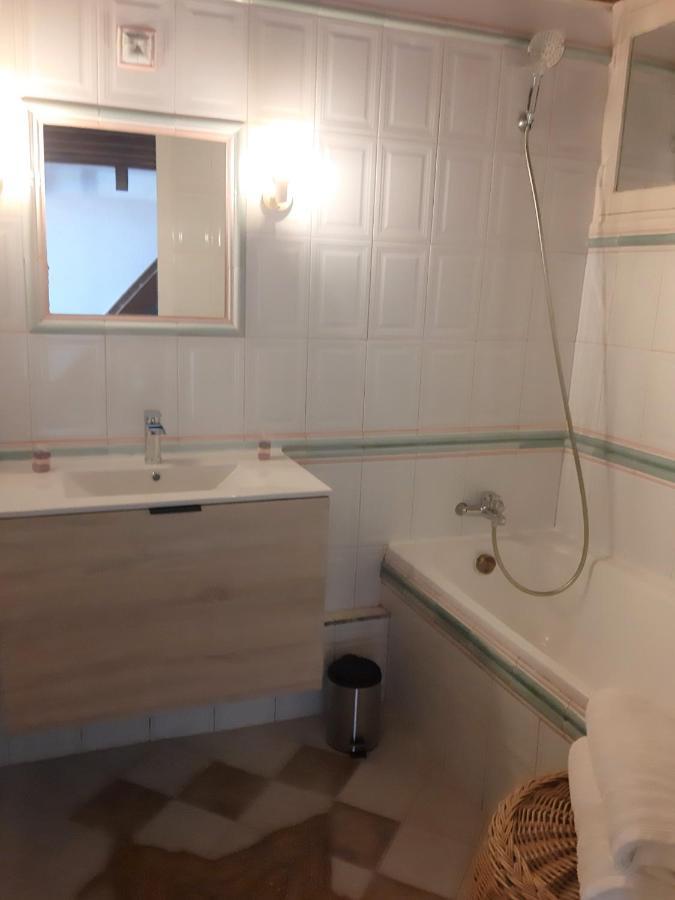 Appartement Le Mehari Cassis Exteriör bild